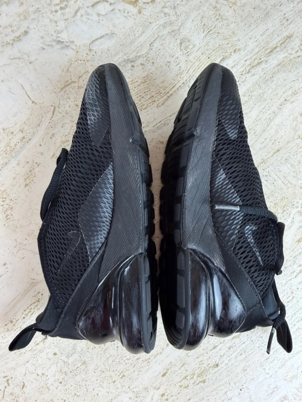 Nike Little Kids’ Air Max 270 Casual Sneakers 1.5Y